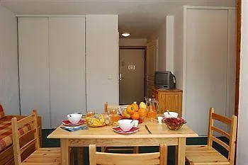 Odalys L Ours Blanc Apartment *